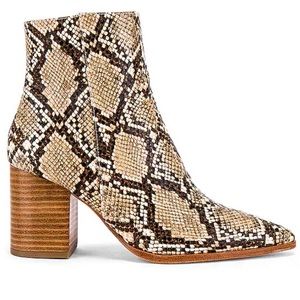 Barely worn. RAYE Merit Bootie in Natural. Size 6.5